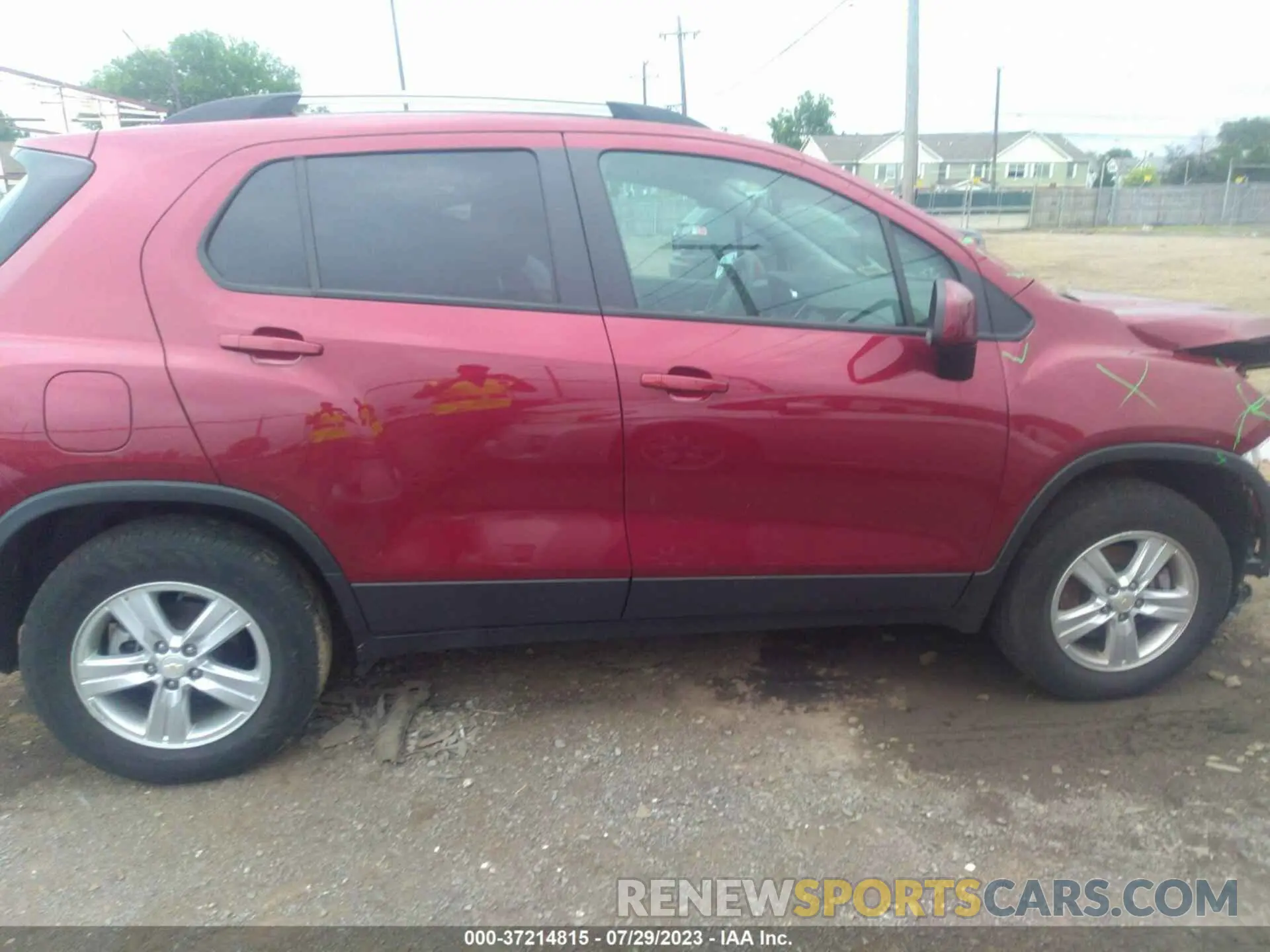 13 Photograph of a damaged car KL7CJPSM4MB367798 CHEVROLET TRAX 2021