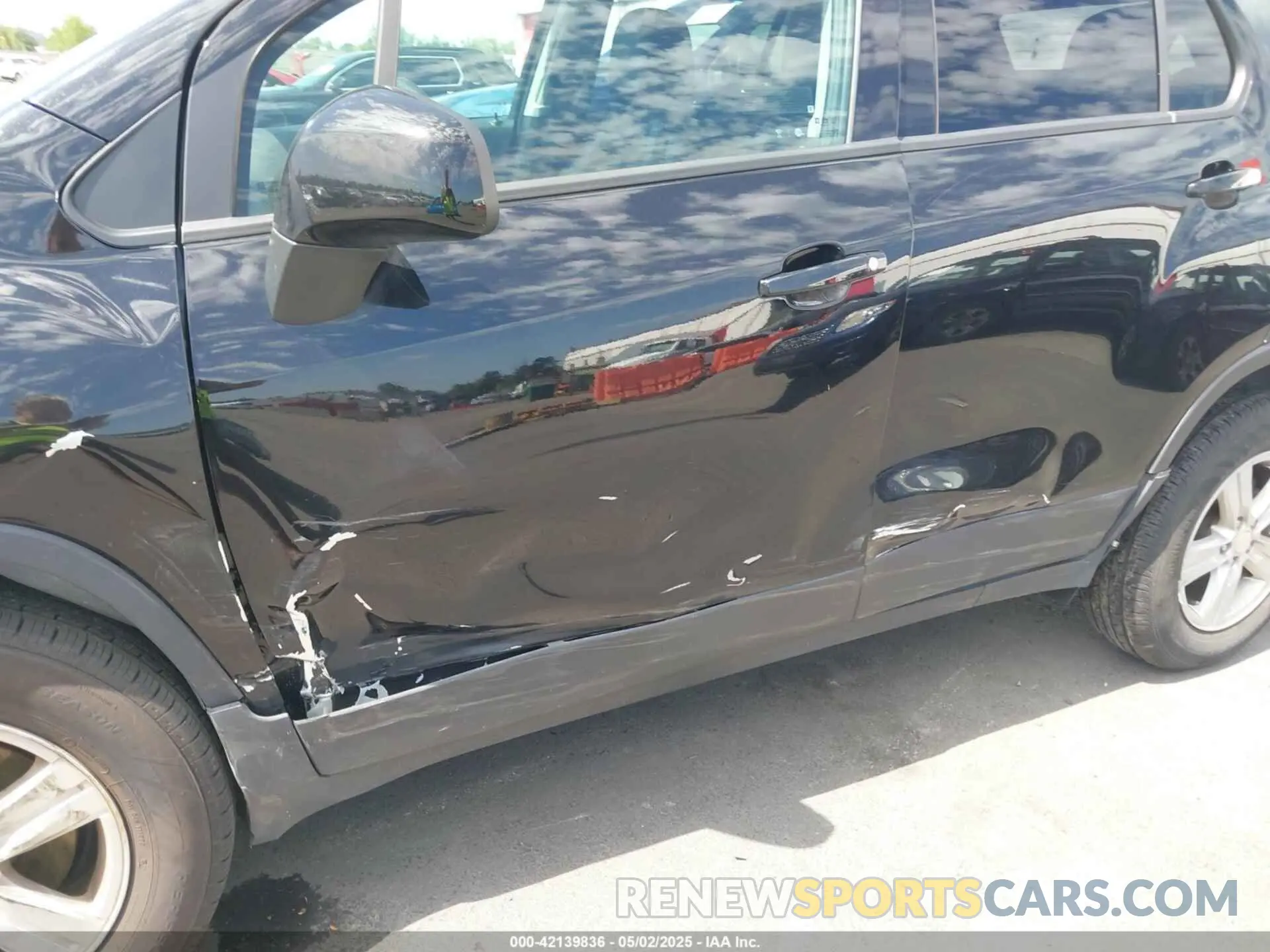 6 Photograph of a damaged car KL7CJPSM5MB365722 CHEVROLET TRAX 2021