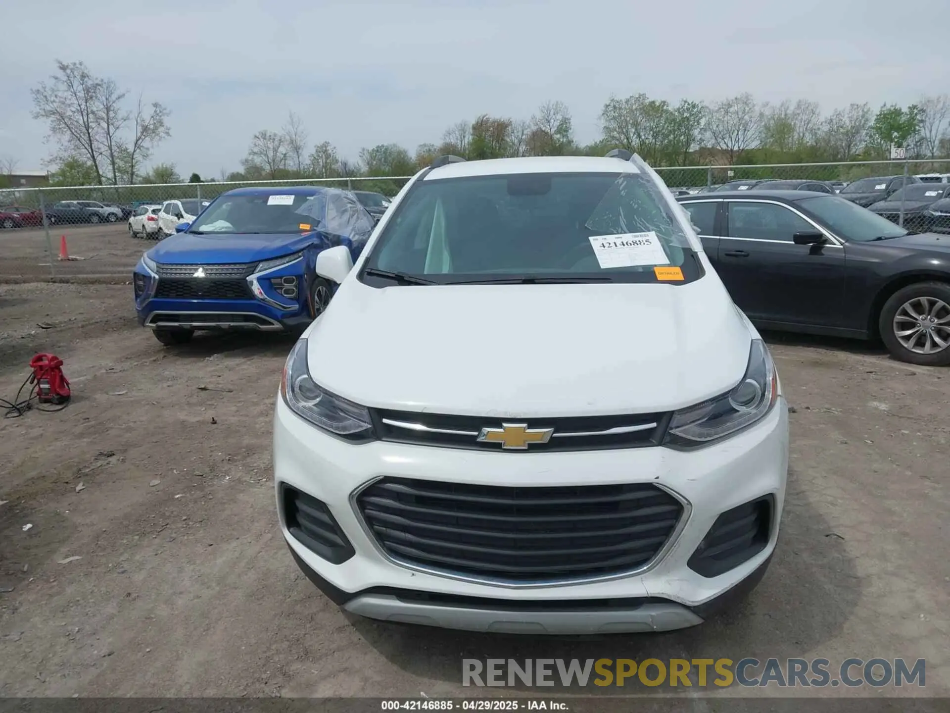12 Photograph of a damaged car KL7CJPSM5MB369530 CHEVROLET TRAX 2021