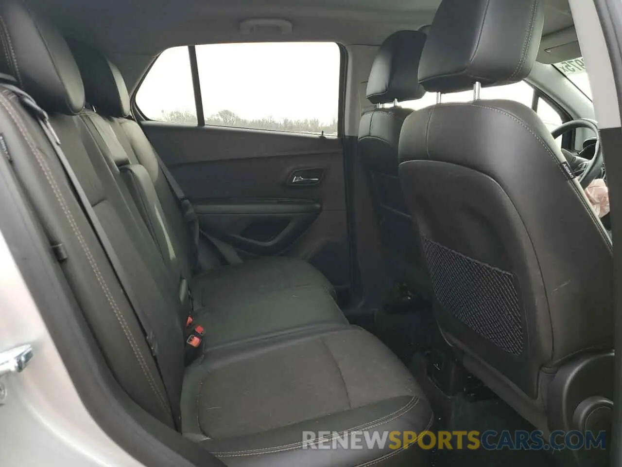 11 Фотография поврежденного автомобиля KL7CJPSM7MB360781 CHEVROLET TRAX 2021
