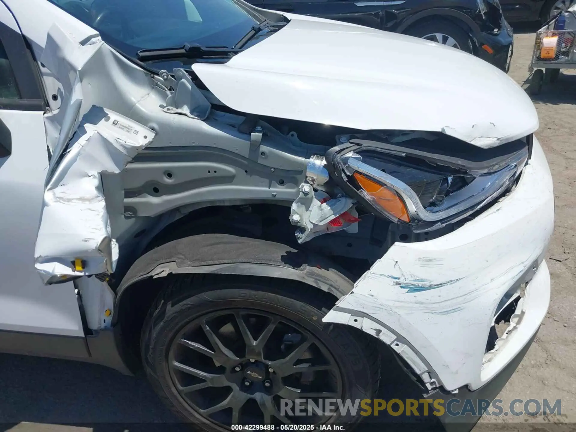 6 Photograph of a damaged car KL7CJPSM8MB361339 CHEVROLET TRAX 2021