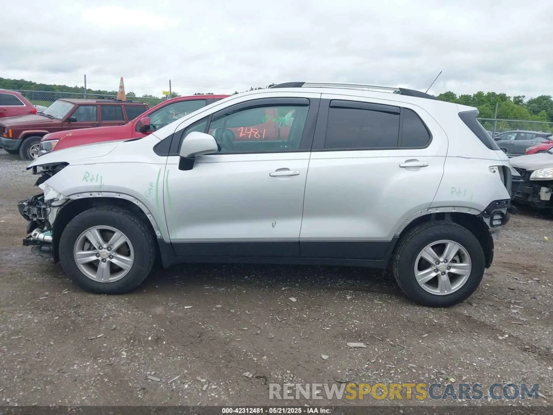 14 Фотография поврежденного автомобиля KL7CJPSM9MB362368 CHEVROLET TRAX 2021