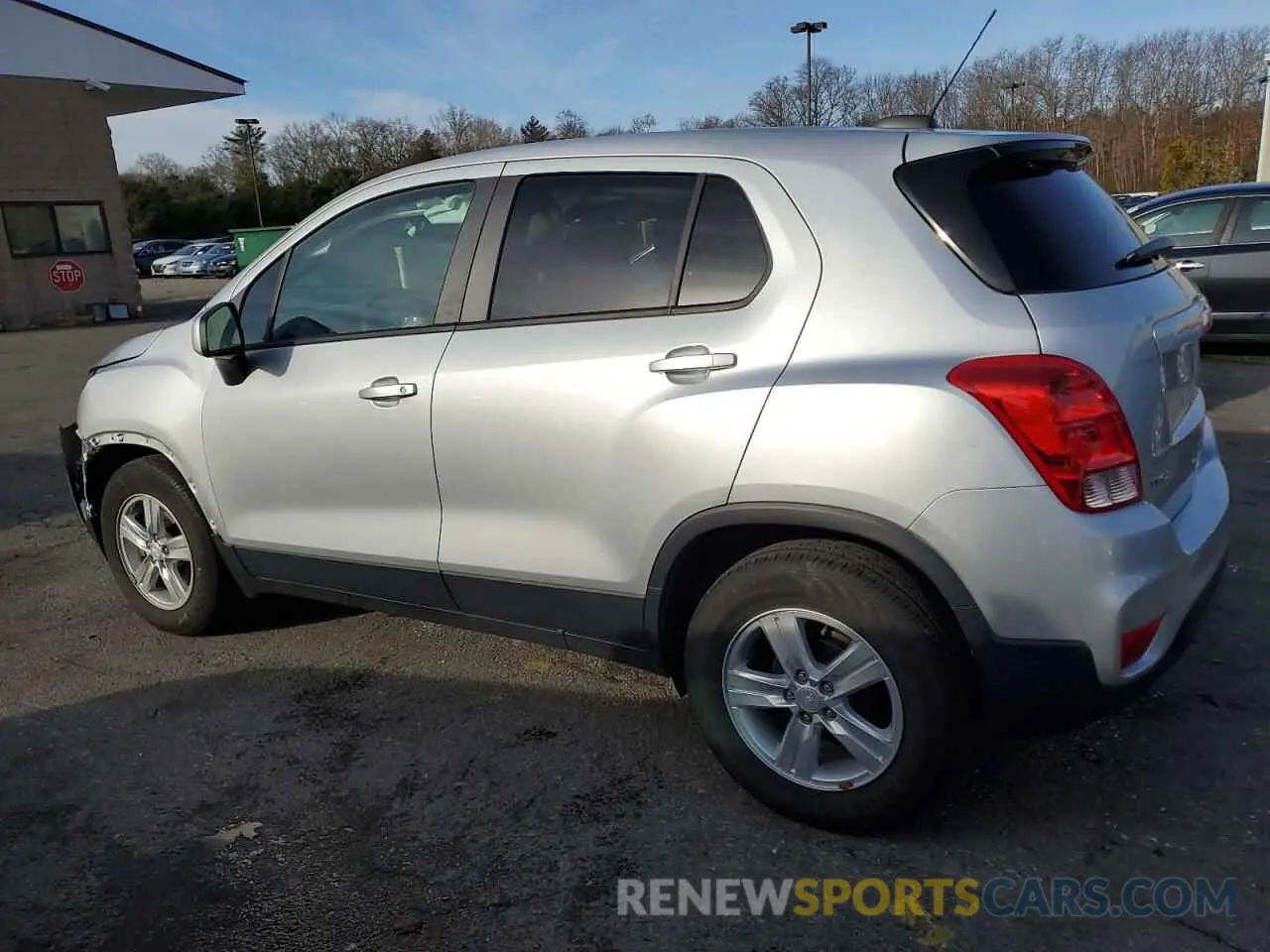 2 Photograph of a damaged car KL7CJKSM2NB527908 CHEVROLET TRAX 2022