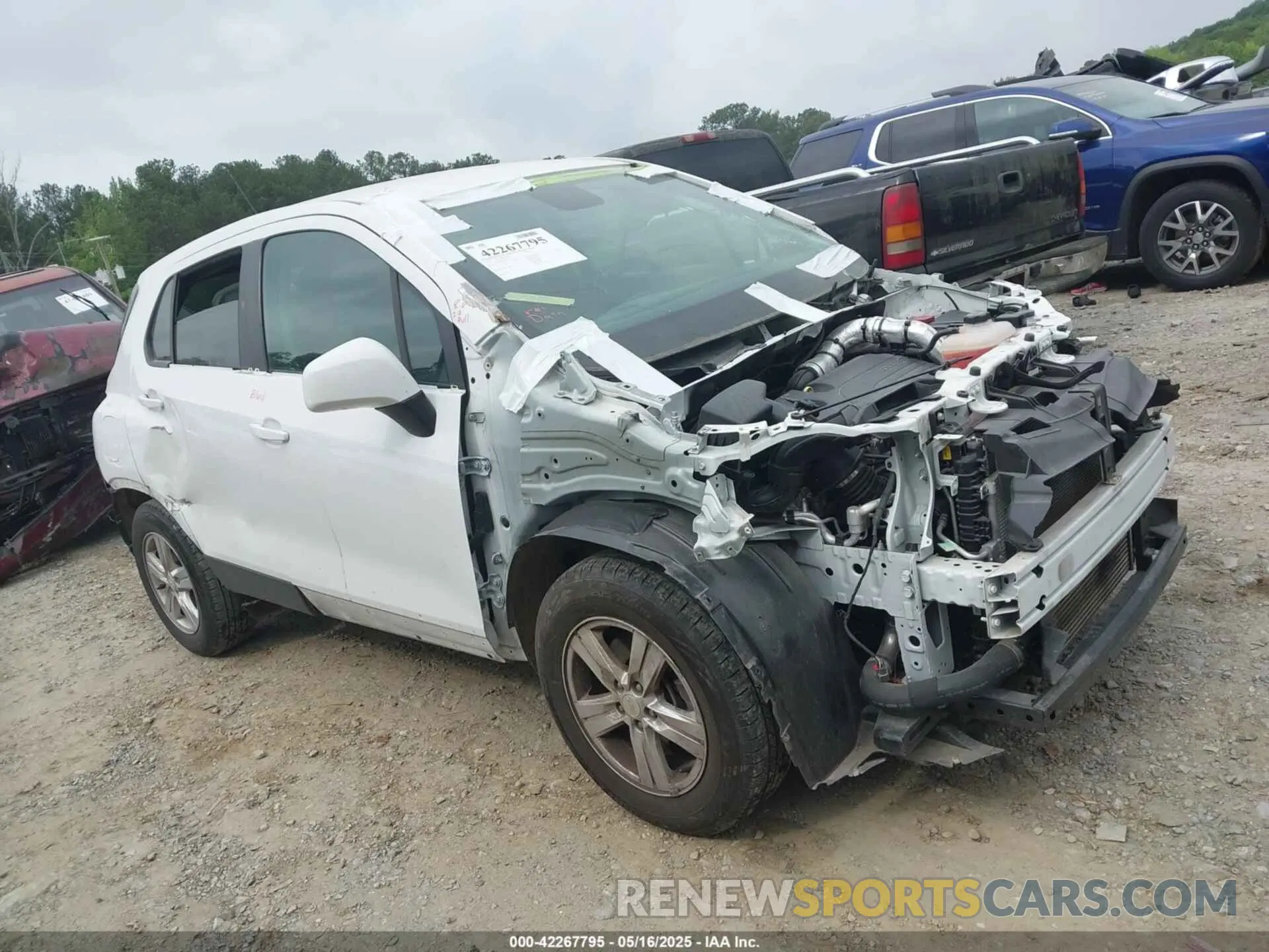 13 Photograph of a damaged car KL7CJKSM6NB526017 CHEVROLET TRAX 2022