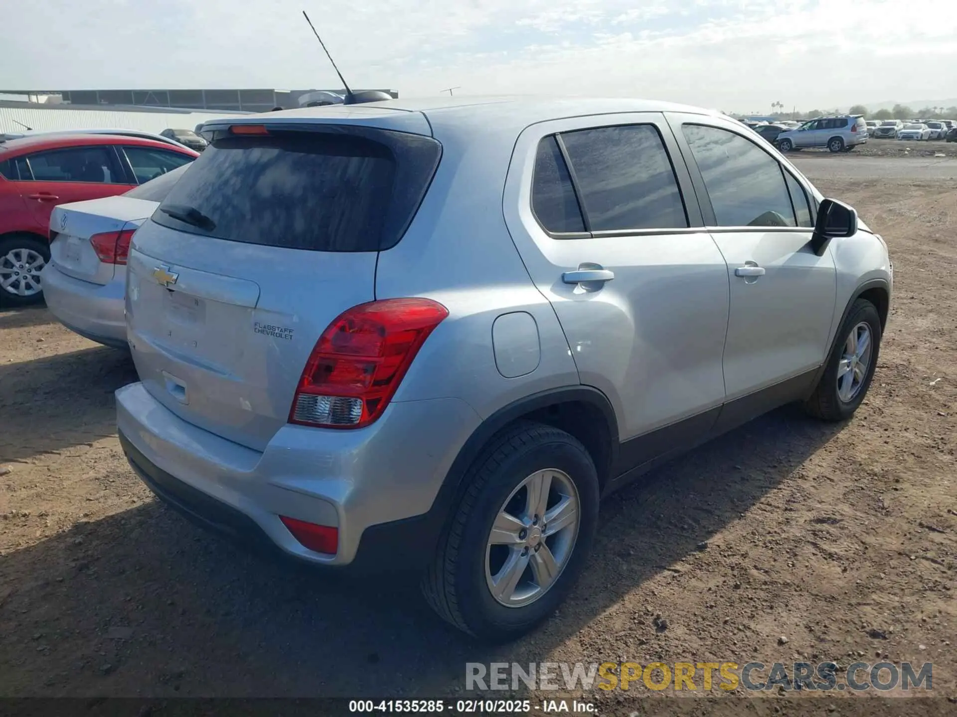 4 Фотография поврежденного автомобиля KL7CJKSMXNB555858 CHEVROLET TRAX 2022