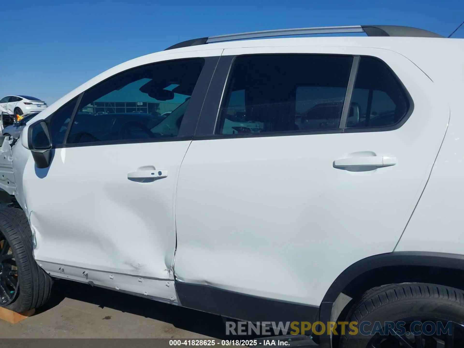 15 Photograph of a damaged car KL7CJLSM1NB512337 CHEVROLET TRAX 2022