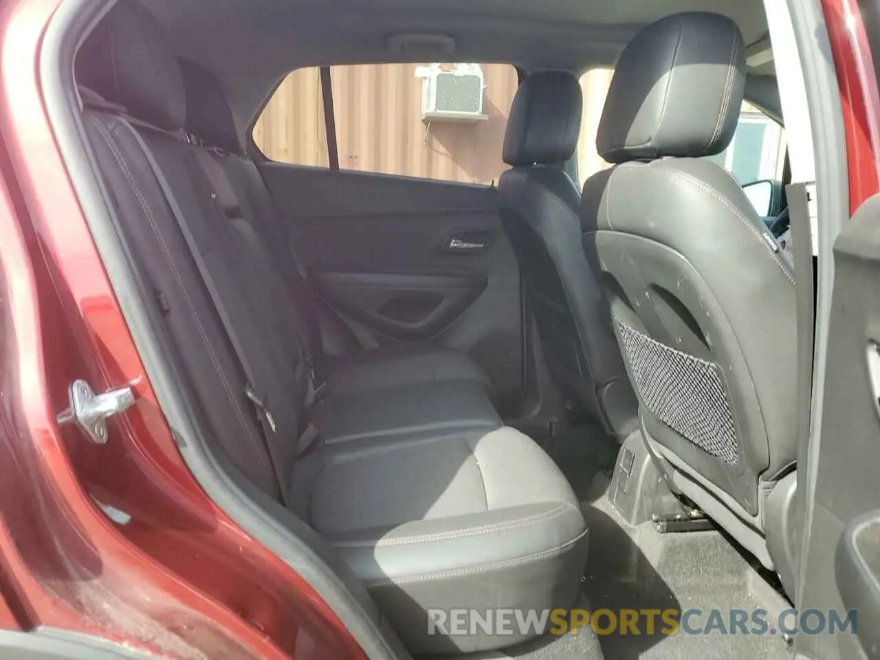 10 Фотография поврежденного автомобиля KL7CJLSM1NB546360 CHEVROLET TRAX 2022