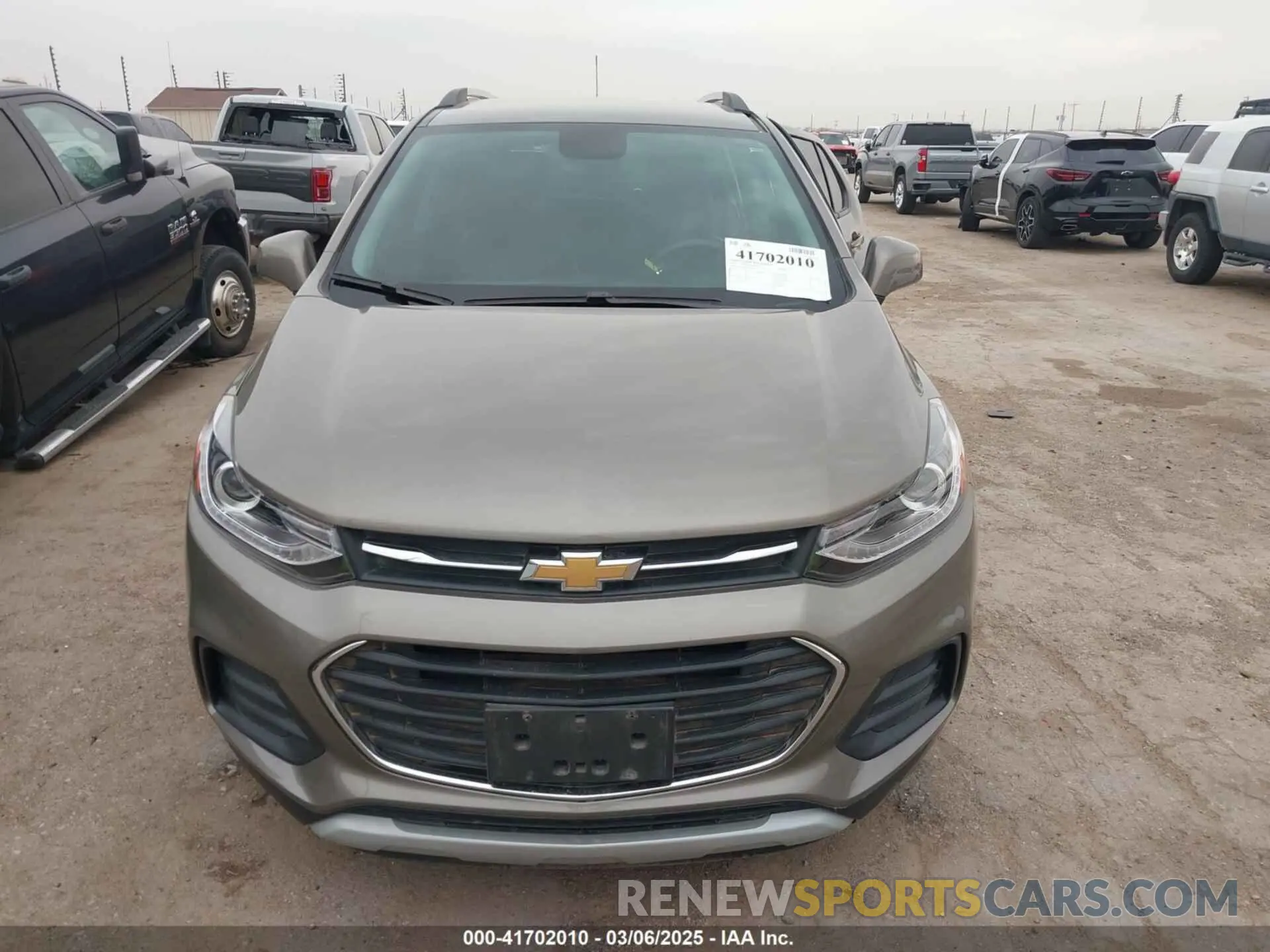 12 Photograph of a damaged car KL7CJLSM2NB563216 CHEVROLET TRAX 2022