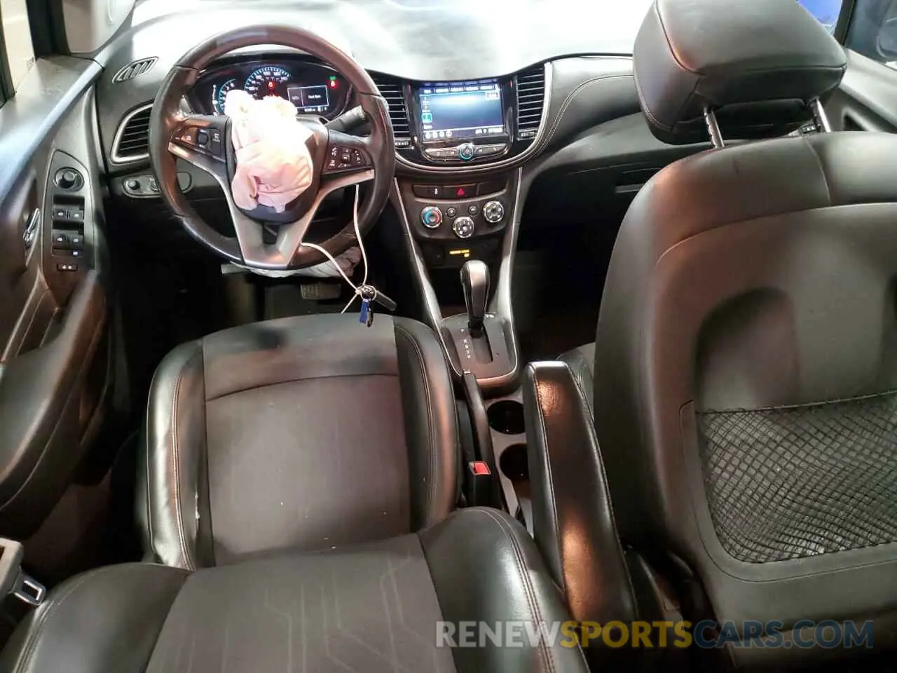 8 Photograph of a damaged car KL7CJLSM3NB530483 CHEVROLET TRAX 2022