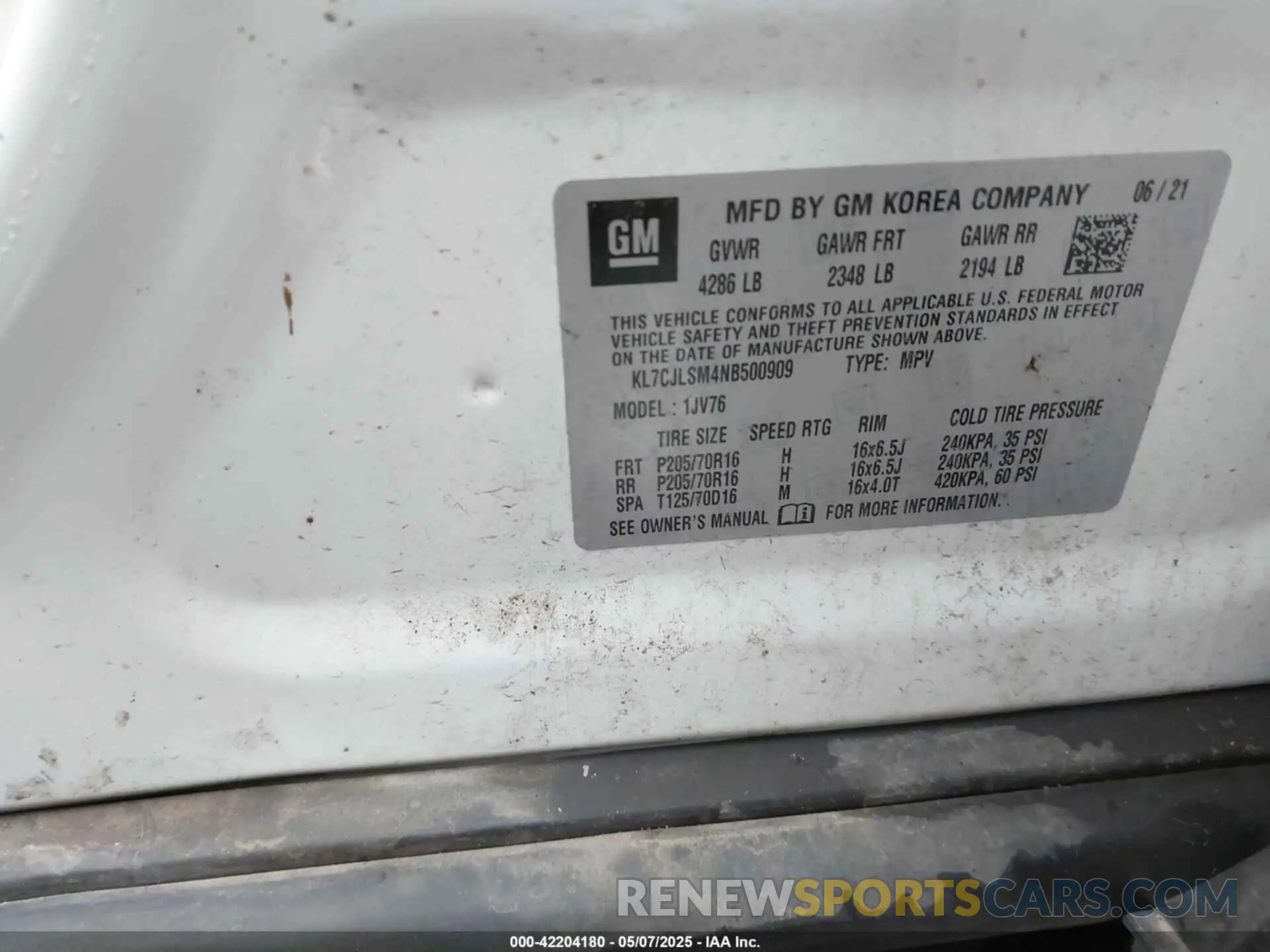 9 Photograph of a damaged car KL7CJLSM4NB500909 CHEVROLET TRAX 2022