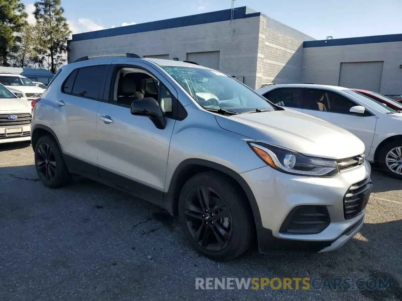 4 Фотография поврежденного автомобиля KL7CJLSM4NB551147 CHEVROLET TRAX 2022