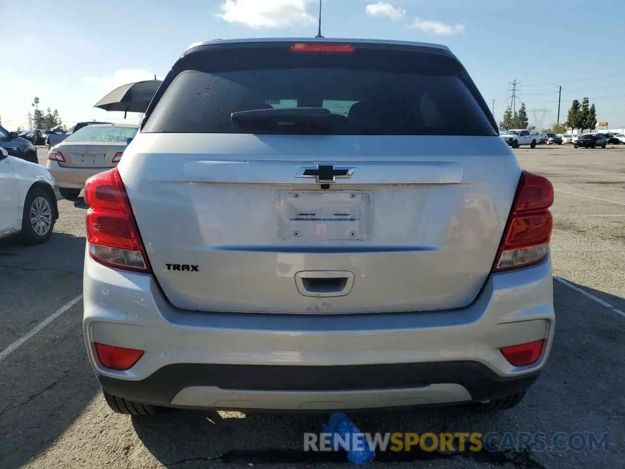 6 Фотография поврежденного автомобиля KL7CJLSM4NB551147 CHEVROLET TRAX 2022