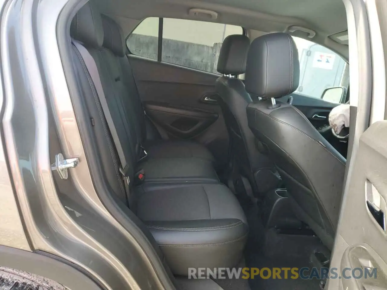 11 Фотография поврежденного автомобиля KL7CJLSM7NB566726 CHEVROLET TRAX 2022