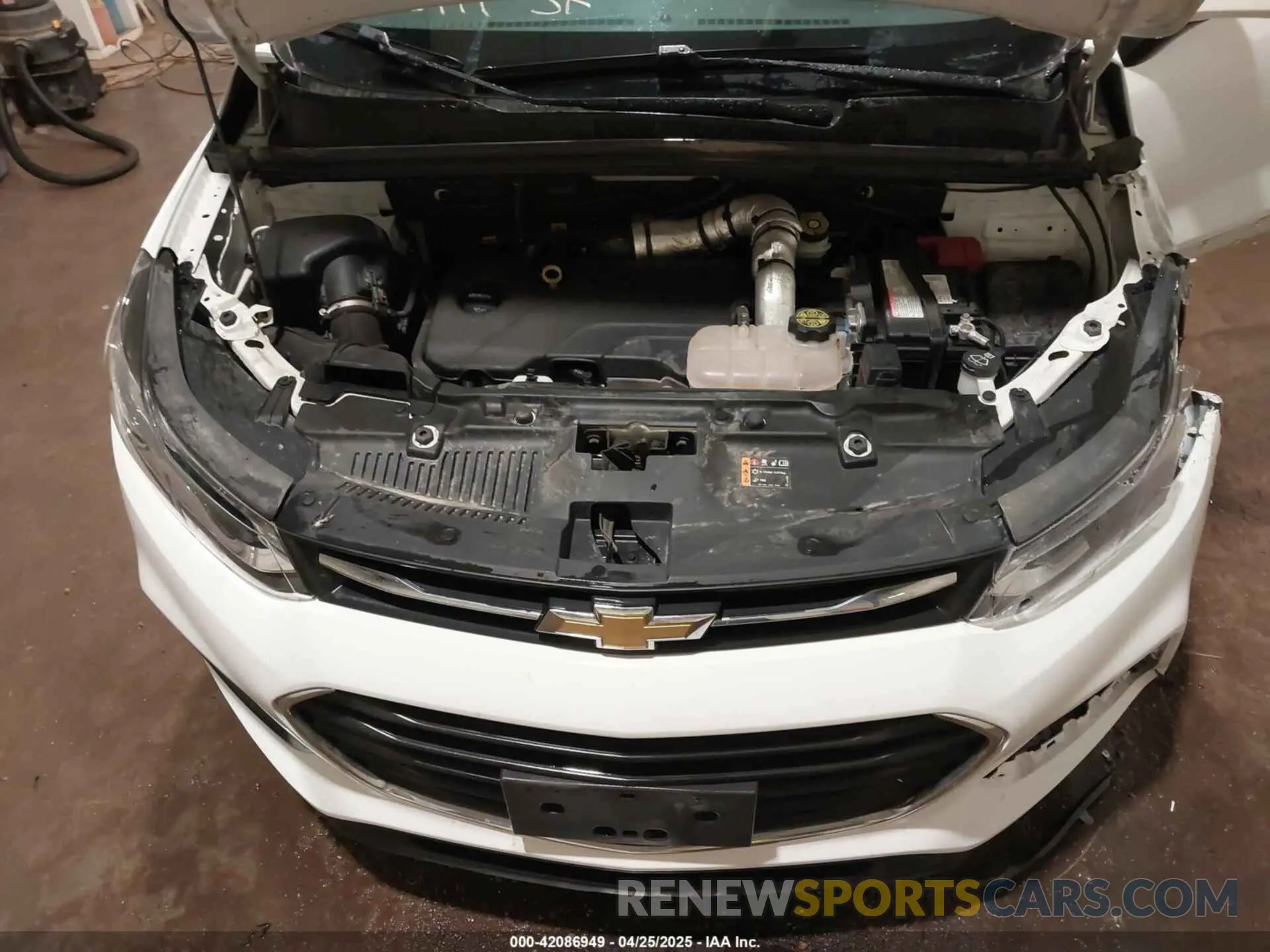 10 Photograph of a damaged car KL7CJNSM0NB547818 CHEVROLET TRAX 2022
