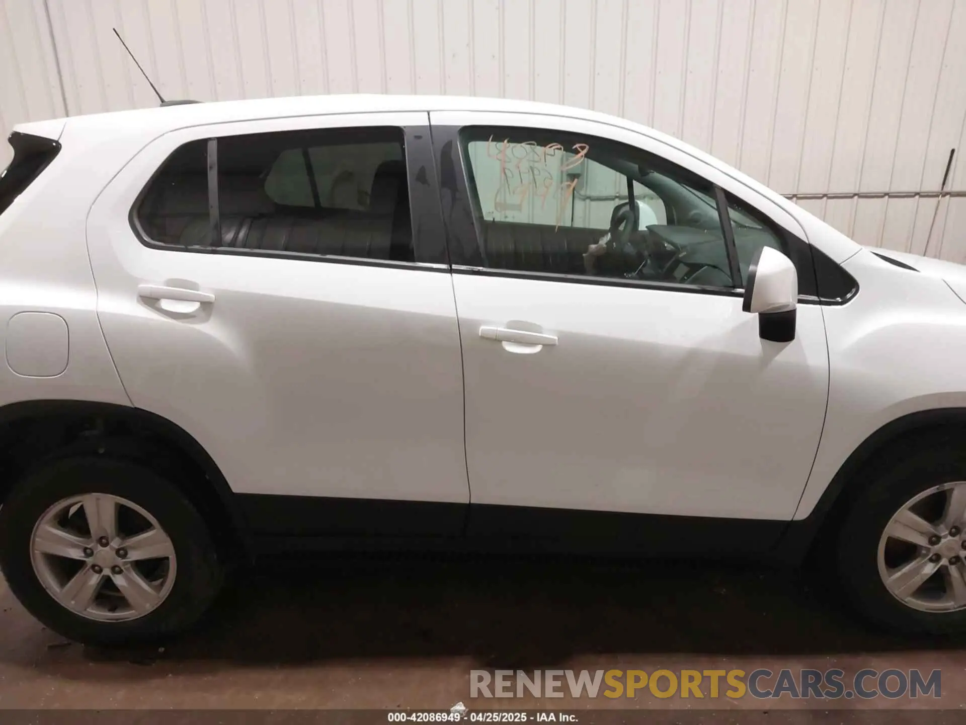 14 Photograph of a damaged car KL7CJNSM0NB547818 CHEVROLET TRAX 2022