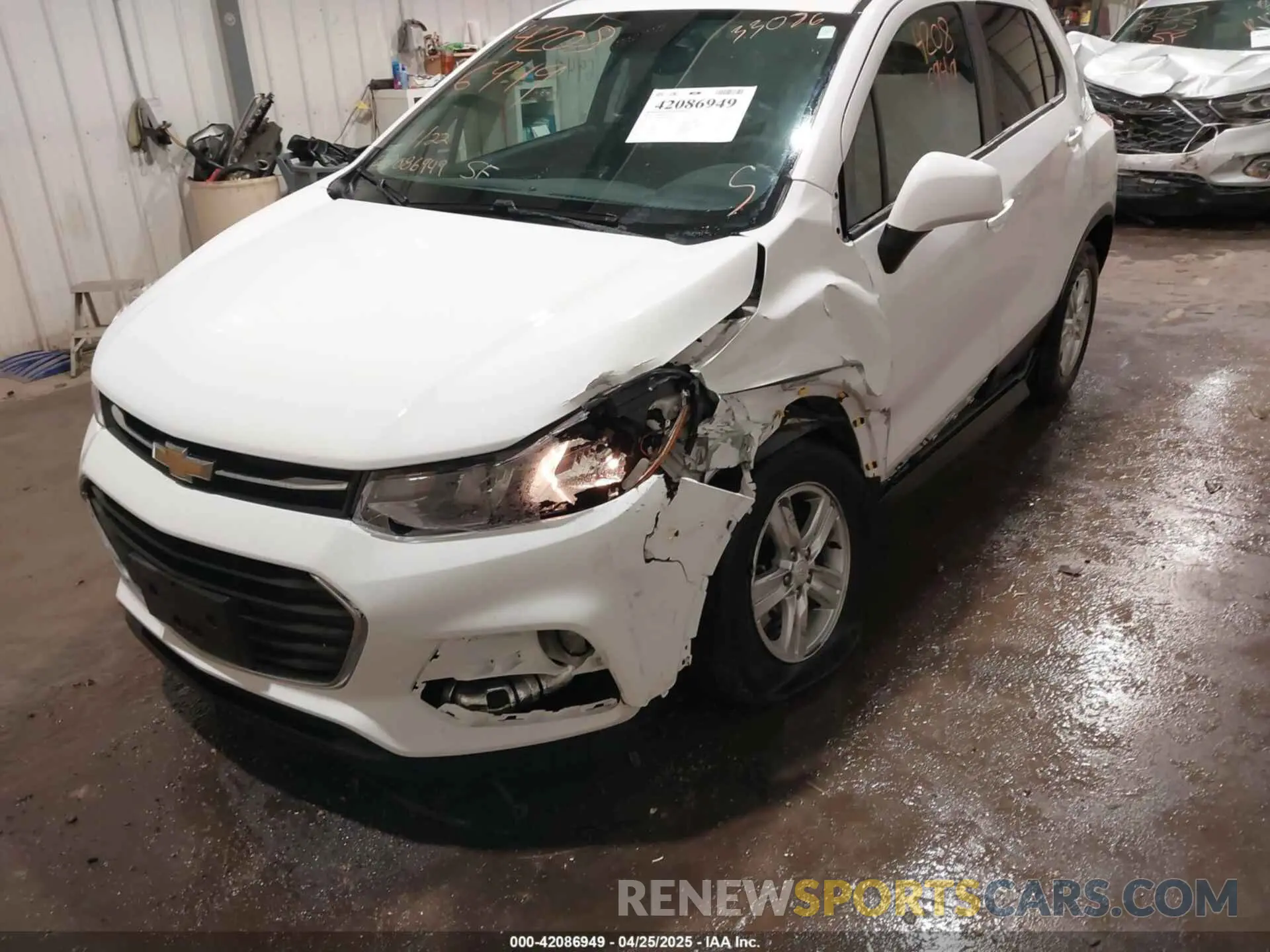 6 Photograph of a damaged car KL7CJNSM0NB547818 CHEVROLET TRAX 2022