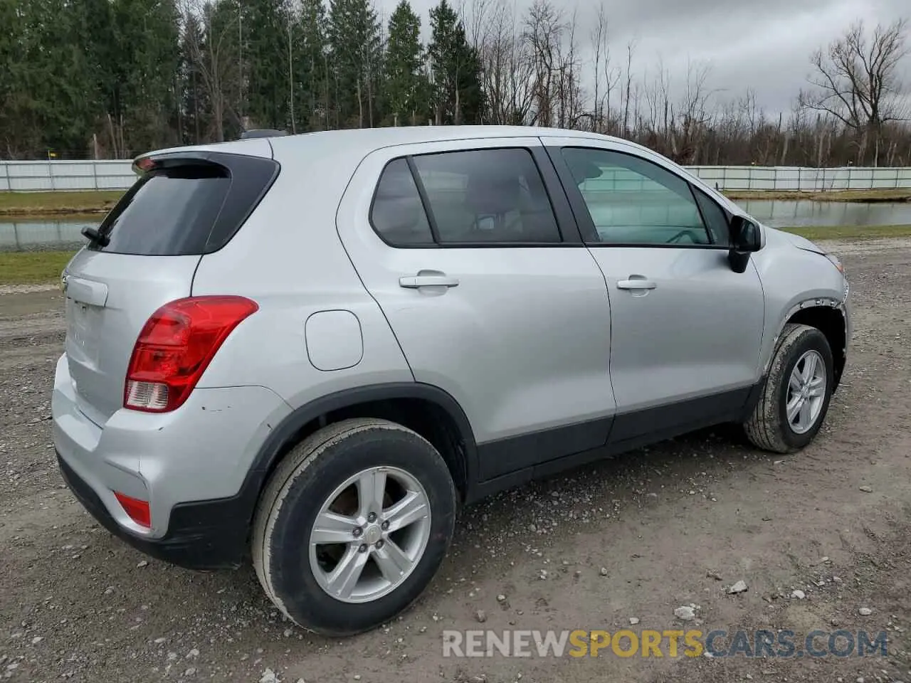 3 Фотография поврежденного автомобиля KL7CJNSM3NB520631 CHEVROLET TRAX 2022
