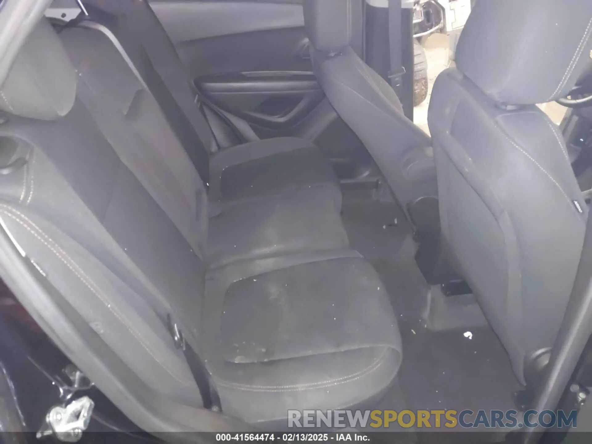 8 Photograph of a damaged car KL7CJNSM5NB503037 CHEVROLET TRAX 2022