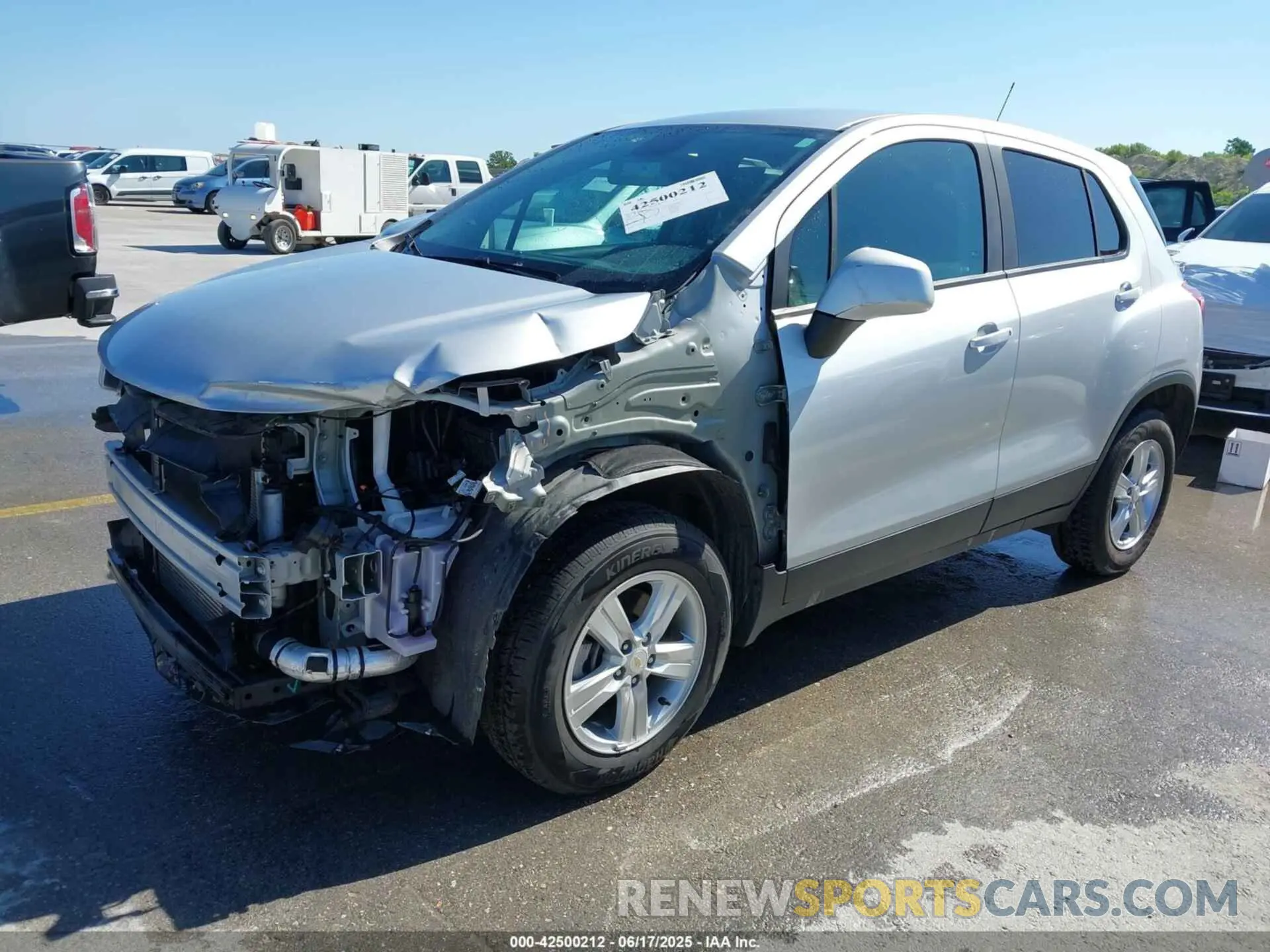2 Photograph of a damaged car KL7CJNSM5NB503071 CHEVROLET TRAX 2022