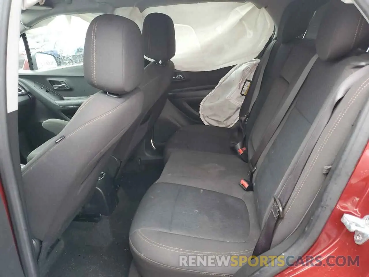 11 Photograph of a damaged car KL7CJNSM8NB503422 CHEVROLET TRAX 2022