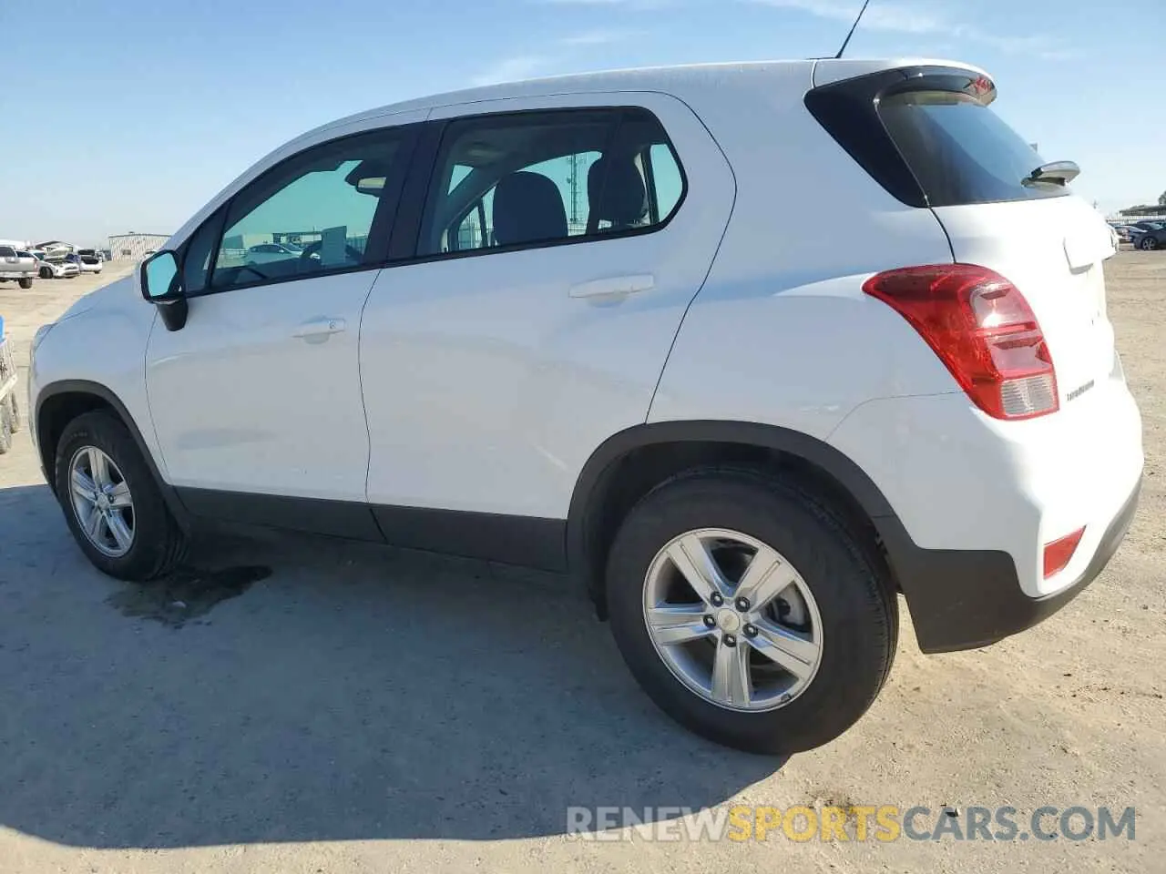2 Photograph of a damaged car KL7CJNSM8NB506546 CHEVROLET TRAX 2022