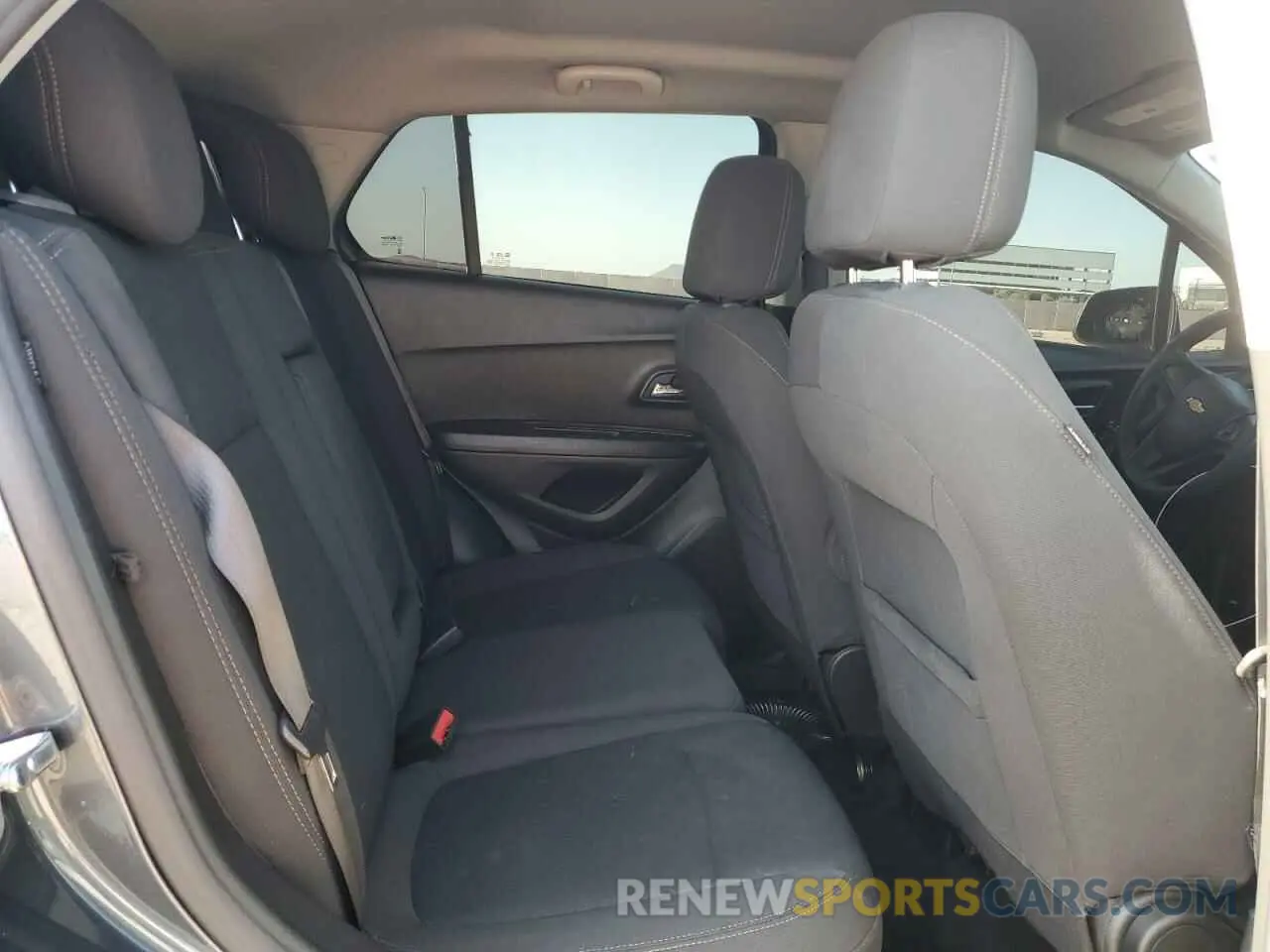 10 Фотография поврежденного автомобиля KL7CJNSM8NB507776 CHEVROLET TRAX 2022