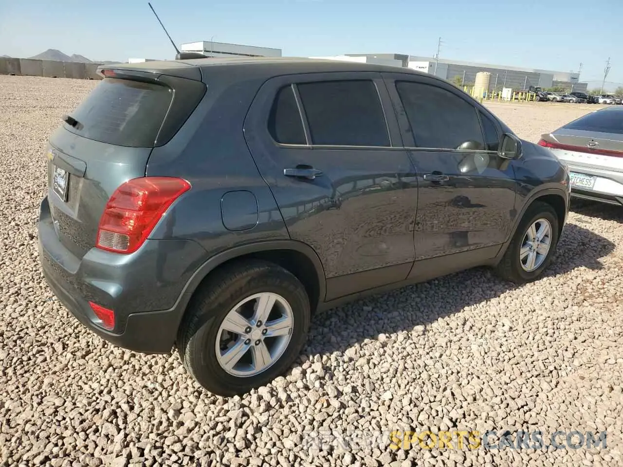 3 Фотография поврежденного автомобиля KL7CJNSM8NB507776 CHEVROLET TRAX 2022