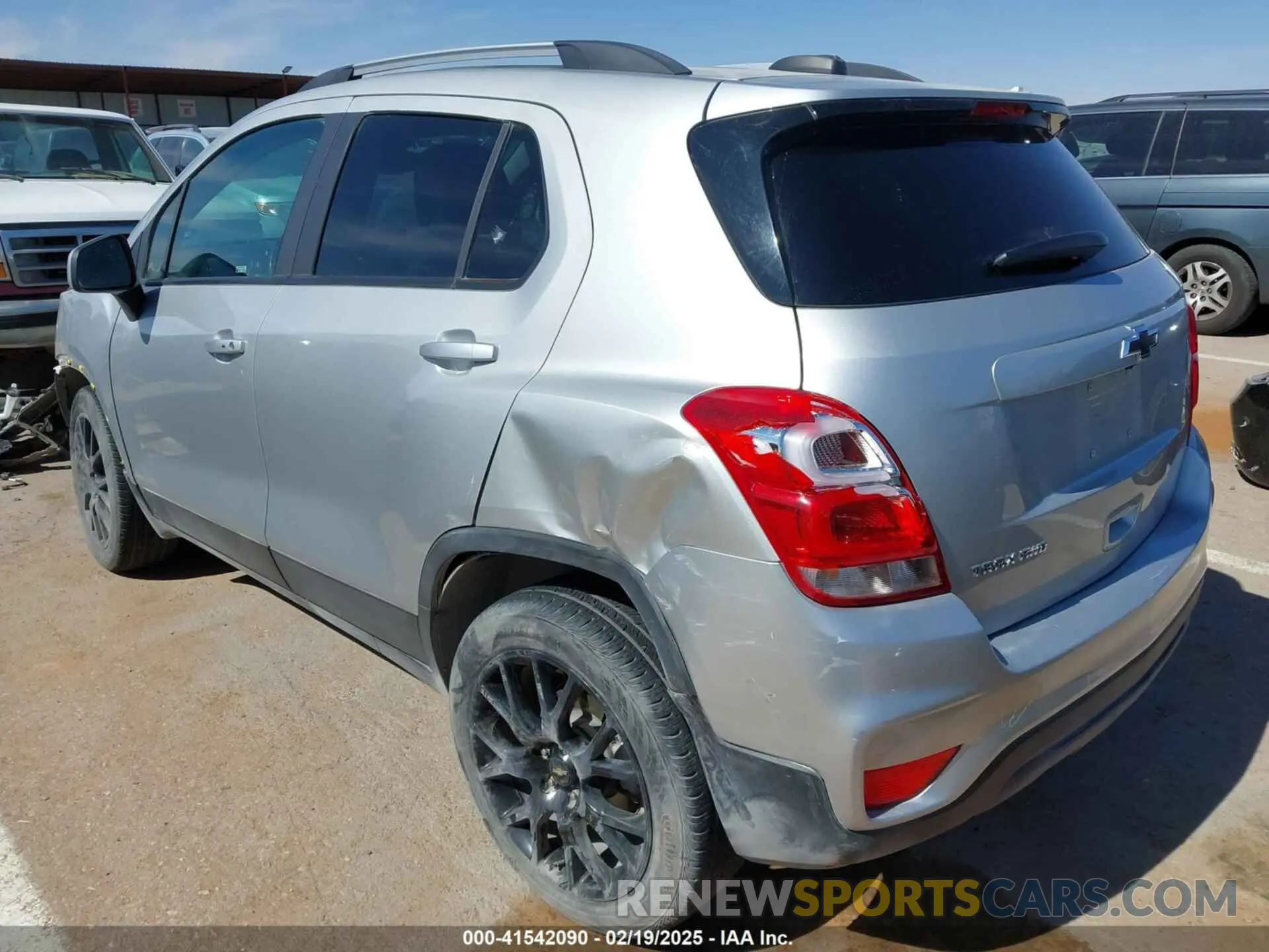 3 Фотография поврежденного автомобиля KL7CJPSM0NB561407 CHEVROLET TRAX 2022