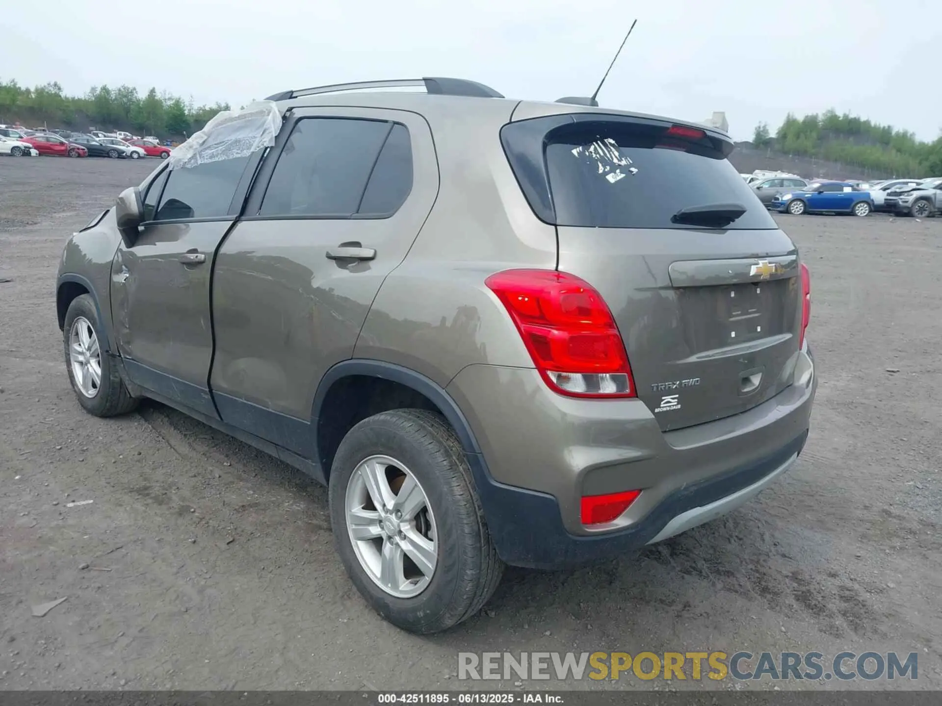 3 Photograph of a damaged car KL7CJPSM1NB524916 CHEVROLET TRAX 2022