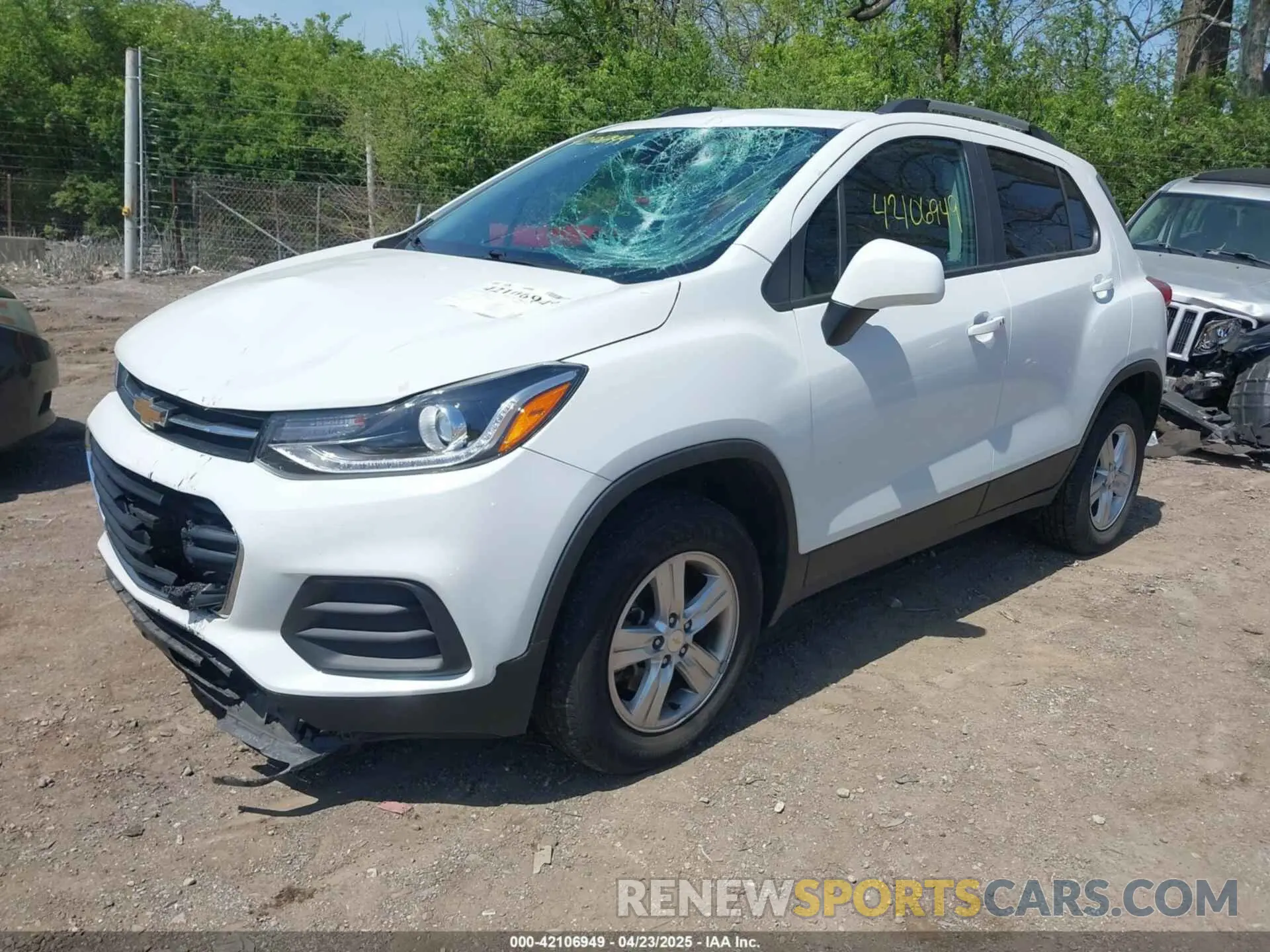 2 Фотография поврежденного автомобиля KL7CJPSM1NB569189 CHEVROLET TRAX 2022