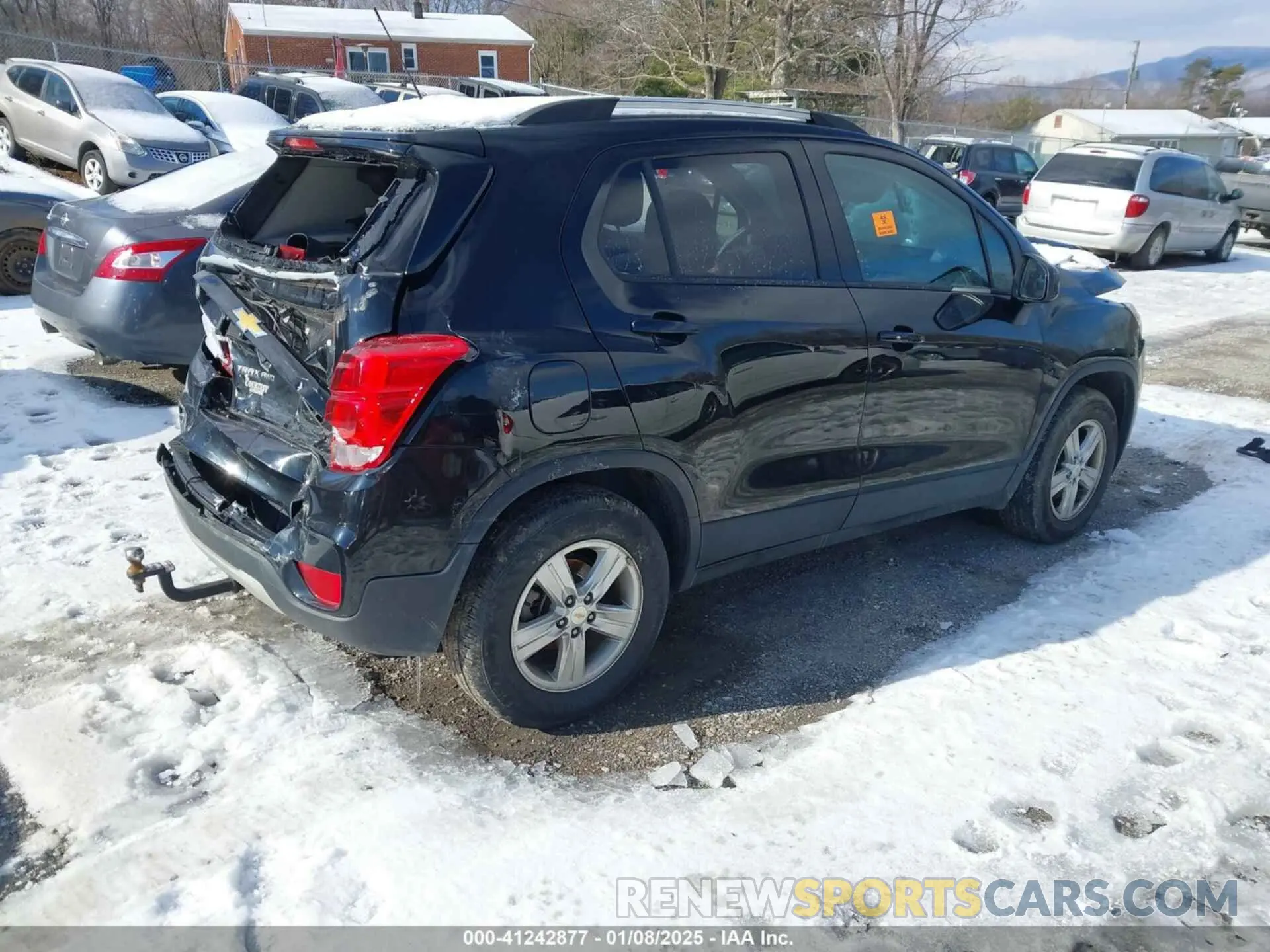 4 Photograph of a damaged car KL7CJPSM2NB567855 CHEVROLET TRAX 2022
