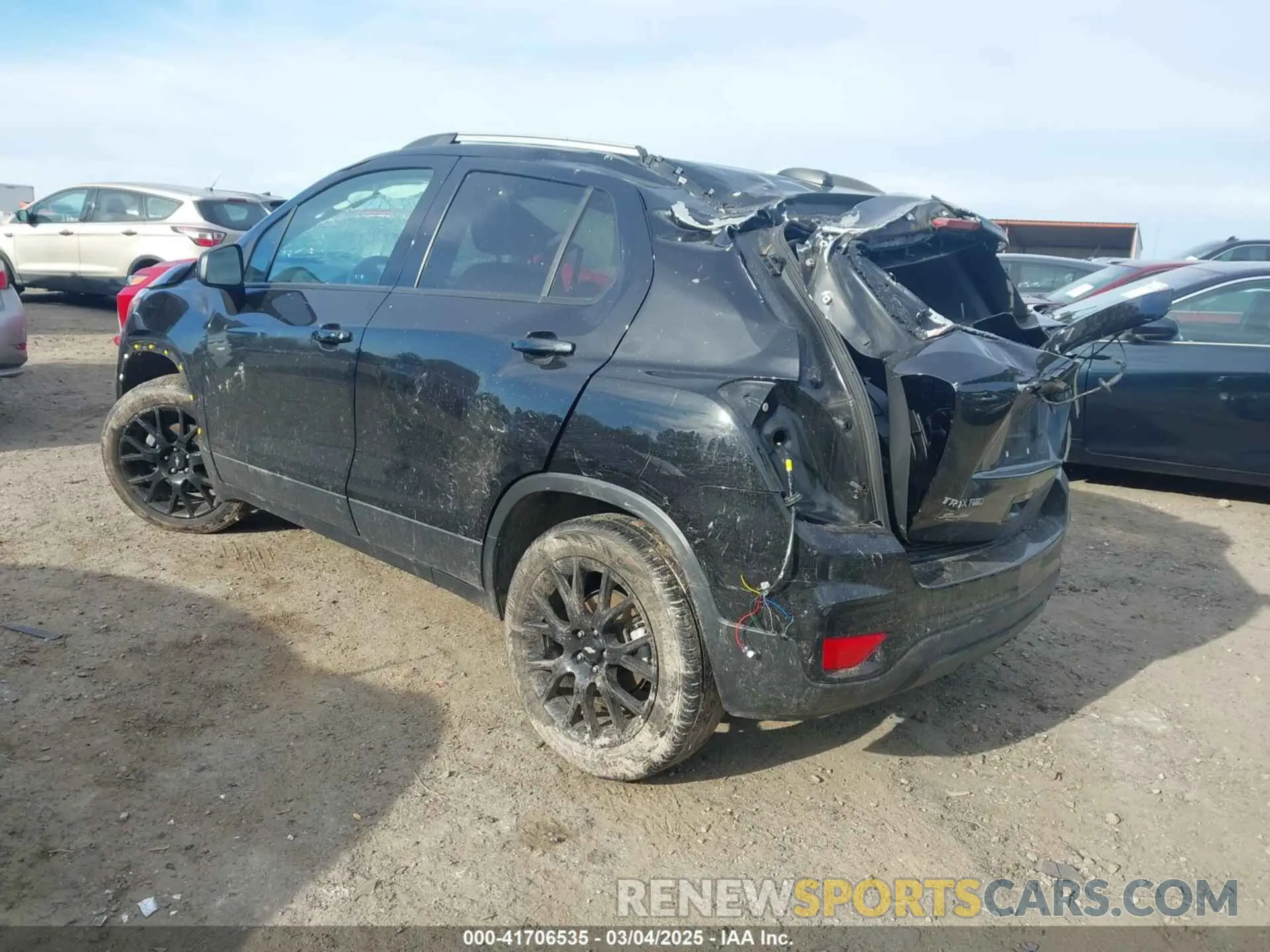 3 Фотография поврежденного автомобиля KL7CJPSM4NB534680 CHEVROLET TRAX 2022