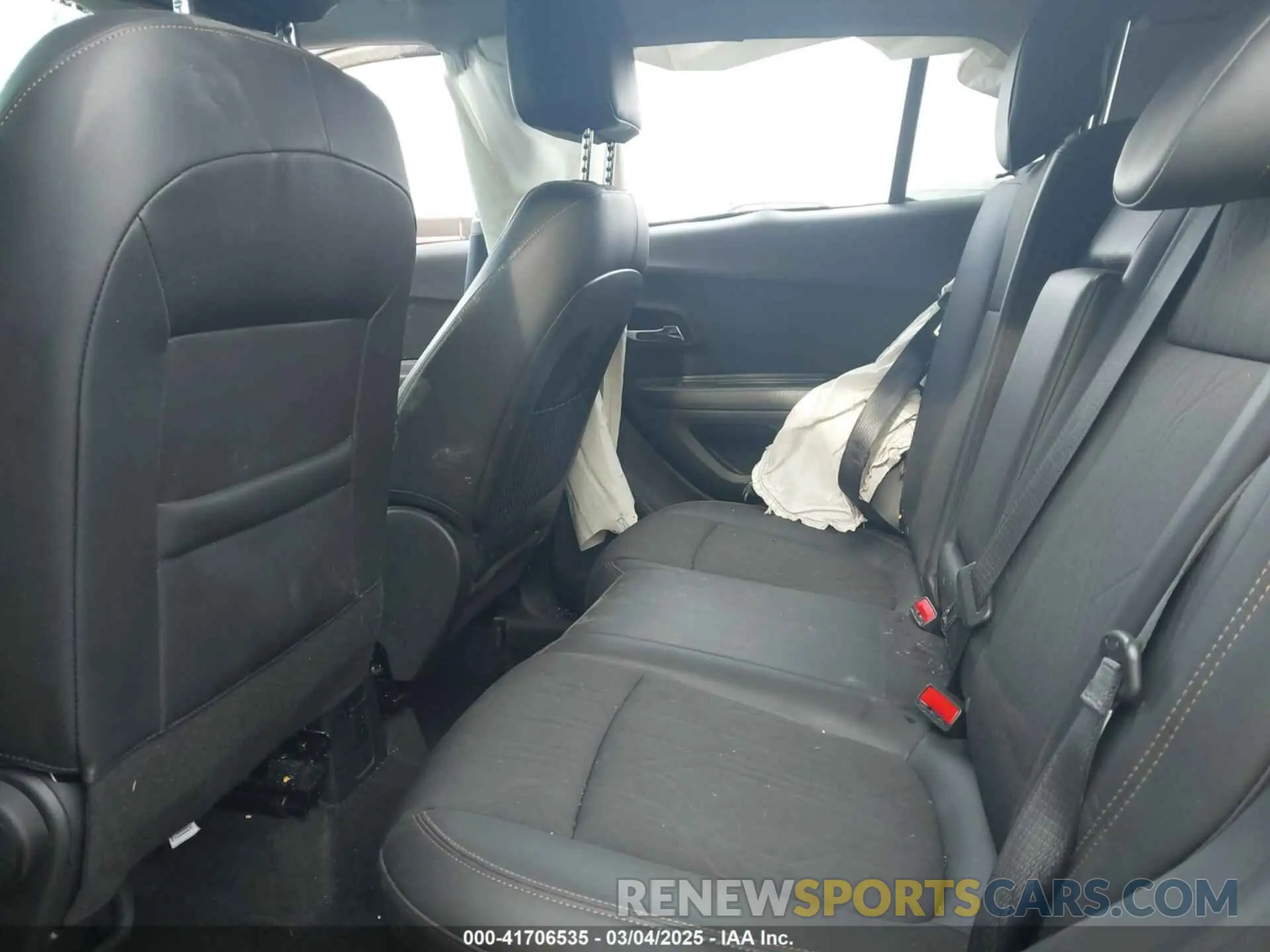 8 Фотография поврежденного автомобиля KL7CJPSM4NB534680 CHEVROLET TRAX 2022