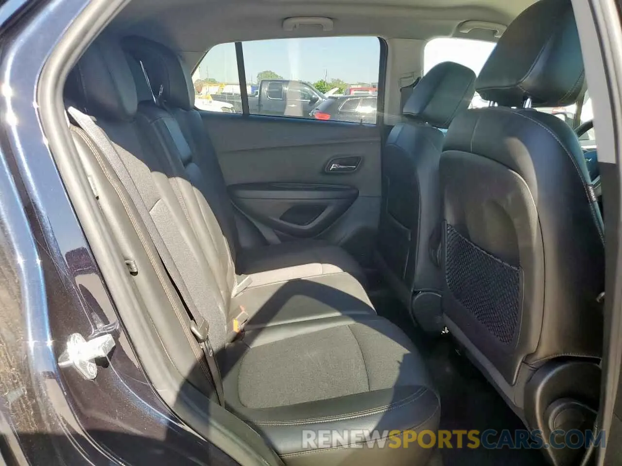11 Фотография поврежденного автомобиля KL7CJPSM4NB539183 CHEVROLET TRAX 2022