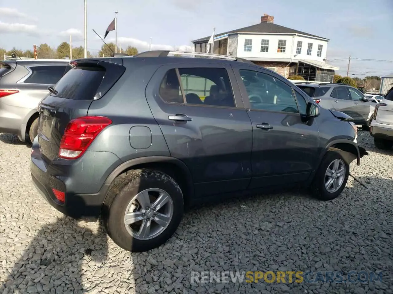 3 Фотография поврежденного автомобиля KL7CJPSM5NB559717 CHEVROLET TRAX 2022