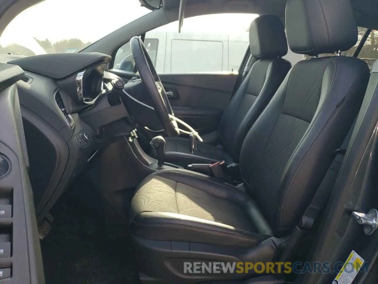 7 Фотография поврежденного автомобиля KL7CJPSM5NB559717 CHEVROLET TRAX 2022
