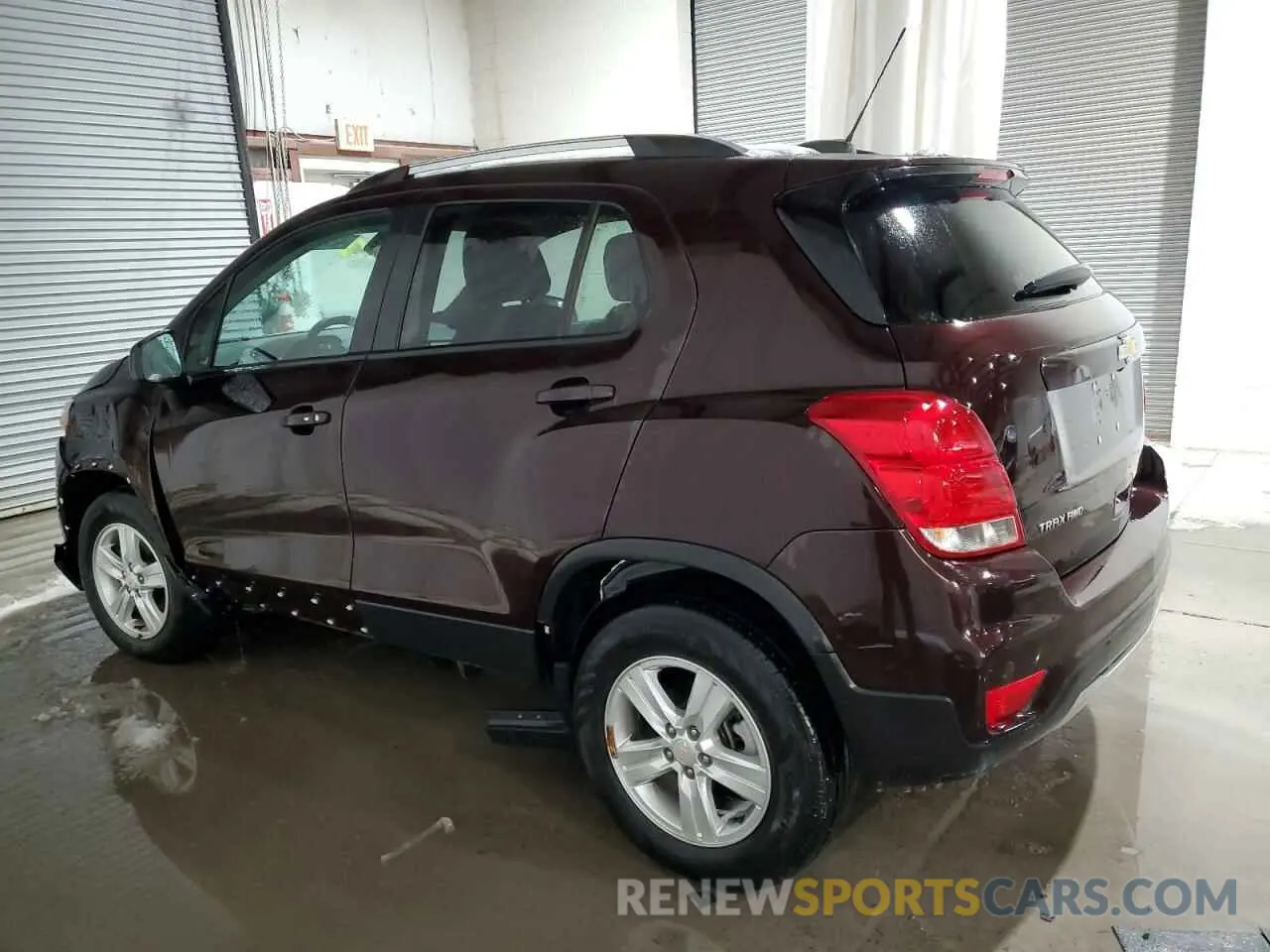 2 Photograph of a damaged car KL7CJPSM7NB518926 CHEVROLET TRAX 2022