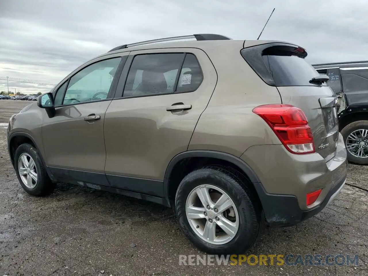 2 Фотография поврежденного автомобиля KL7CJPSM7NB528484 CHEVROLET TRAX 2022