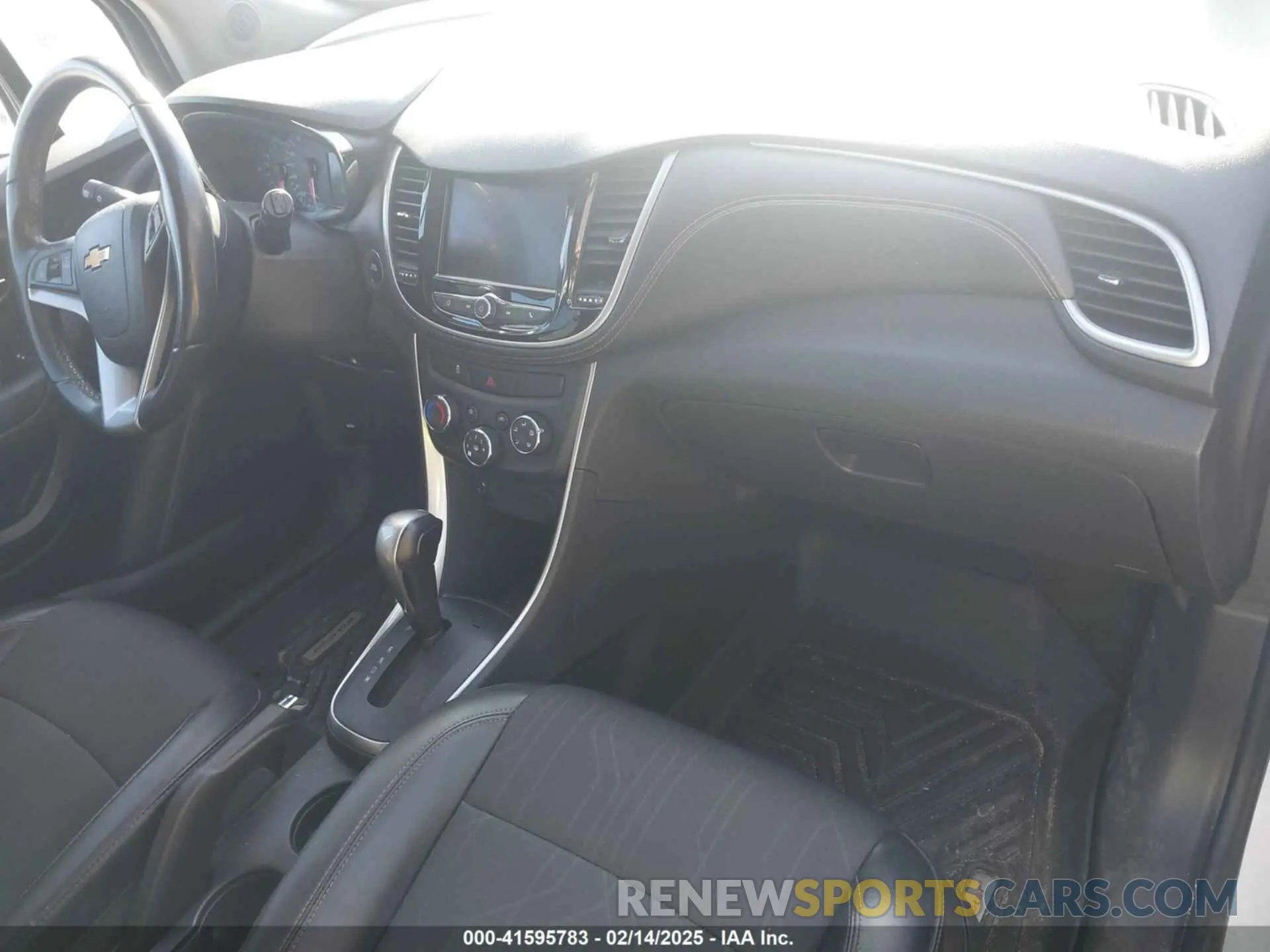 5 Photograph of a damaged car KL7CJPSM8NB517820 CHEVROLET TRAX 2022