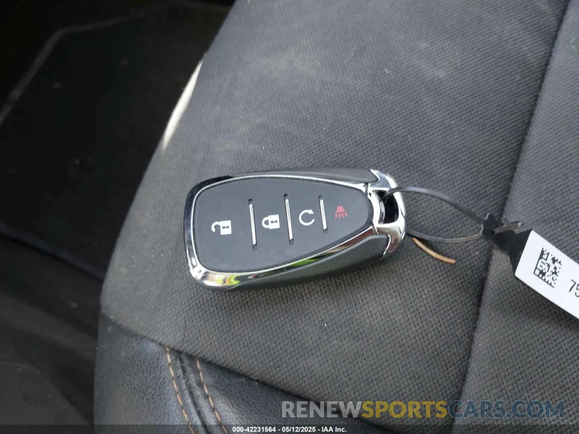 11 Photograph of a damaged car KL7CJPSM8NB560716 CHEVROLET TRAX 2022