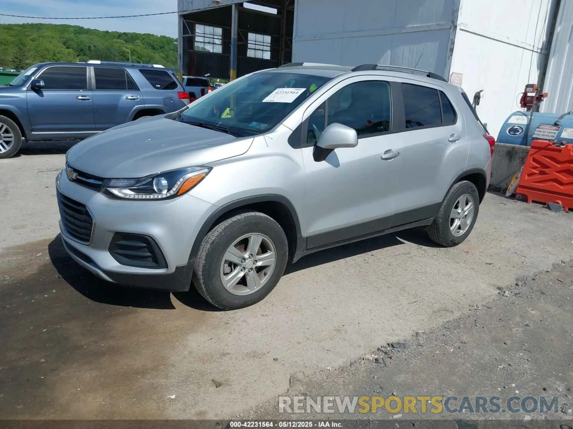 2 Photograph of a damaged car KL7CJPSM8NB560716 CHEVROLET TRAX 2022