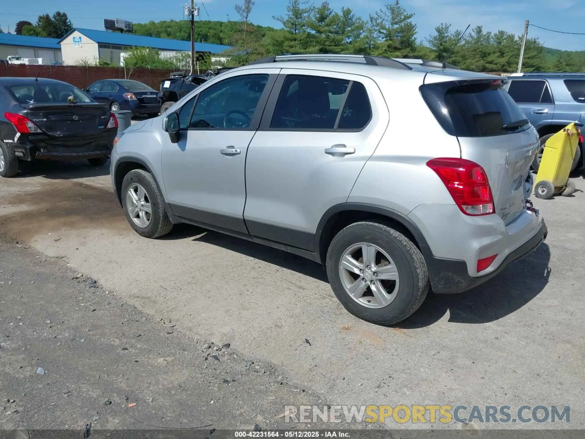 3 Photograph of a damaged car KL7CJPSM8NB560716 CHEVROLET TRAX 2022