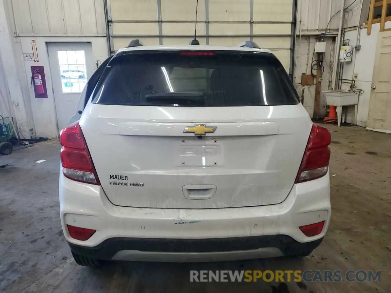 6 Photograph of a damaged car KL7CJPSMXNB528110 CHEVROLET TRAX 2022