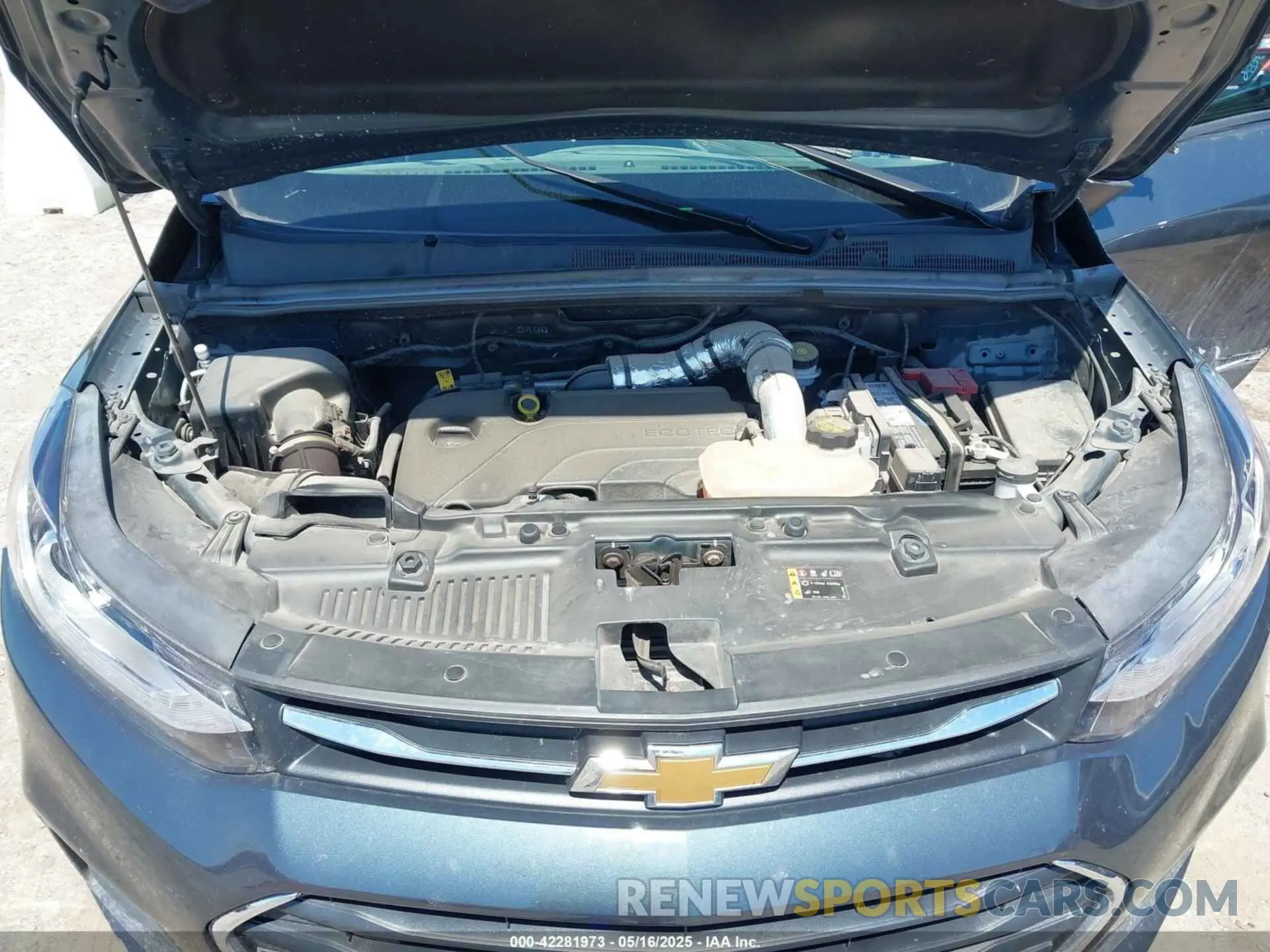 10 Photograph of a damaged car KL7CJPSMXNB557865 CHEVROLET TRAX 2022