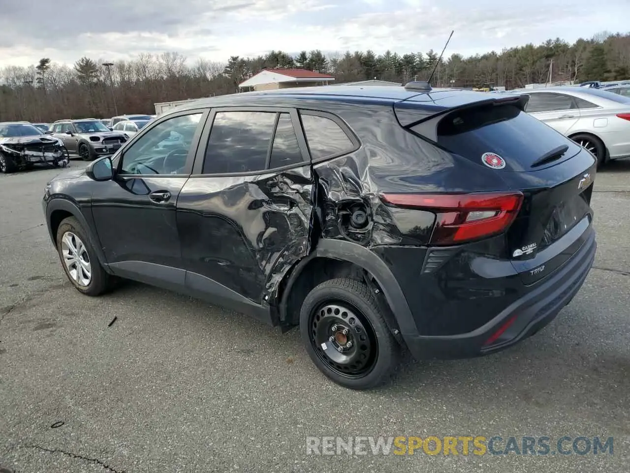 2 Photograph of a damaged car KL77LFE20RC033088 CHEVROLET TRAX 2024
