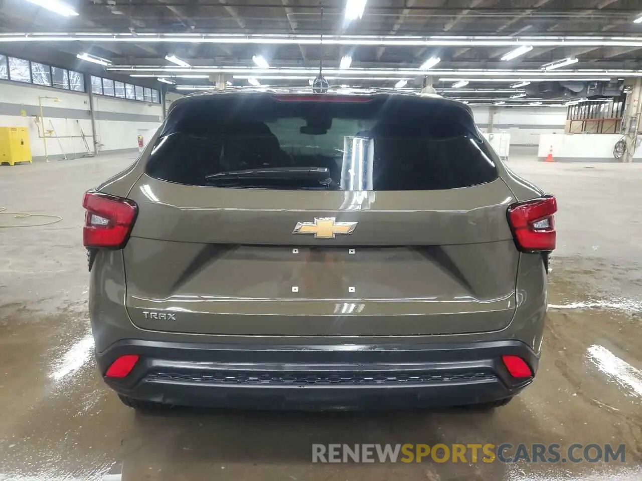 6 Photograph of a damaged car KL77LFE20RC158656 CHEVROLET TRAX 2024