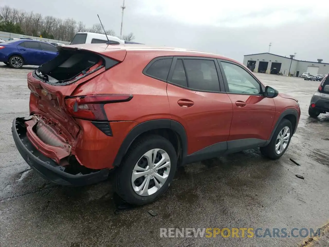 3 Фотография поврежденного автомобиля KL77LFE21RC049140 CHEVROLET TRAX 2024