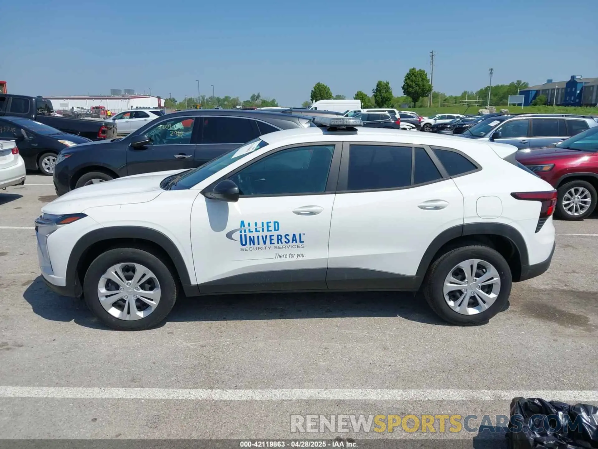 14 Фотография поврежденного автомобиля KL77LFE21RC140053 CHEVROLET TRAX 2024