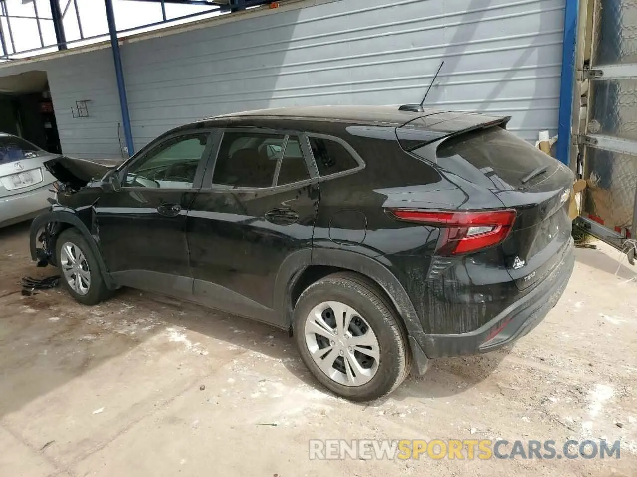 2 Фотография поврежденного автомобиля KL77LFE22RC163728 CHEVROLET TRAX 2024