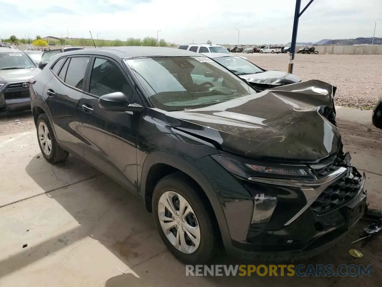 4 Фотография поврежденного автомобиля KL77LFE22RC163728 CHEVROLET TRAX 2024
